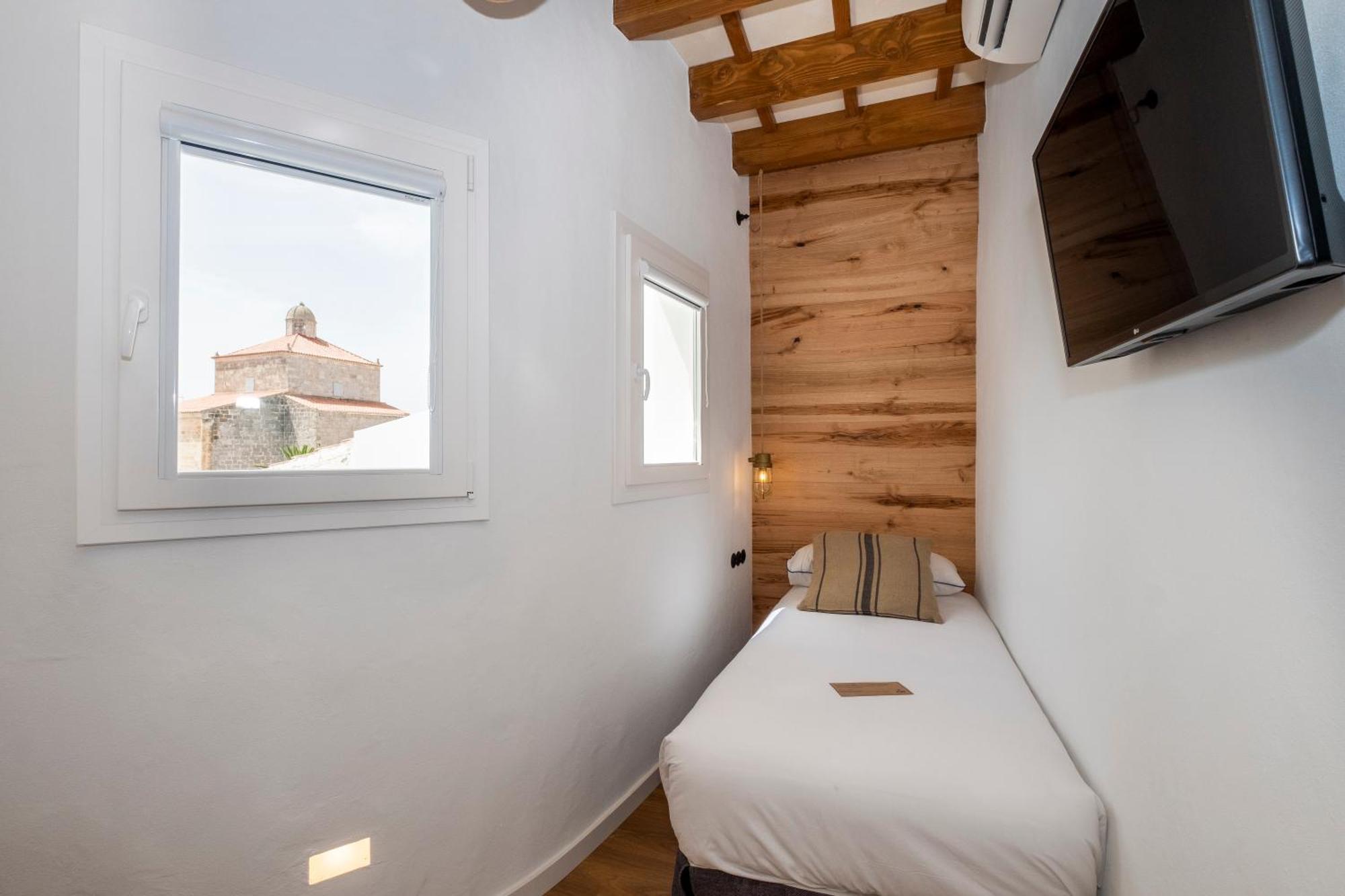 Nao Catedral Boutique Hotel Ciutadella  Habitación foto
